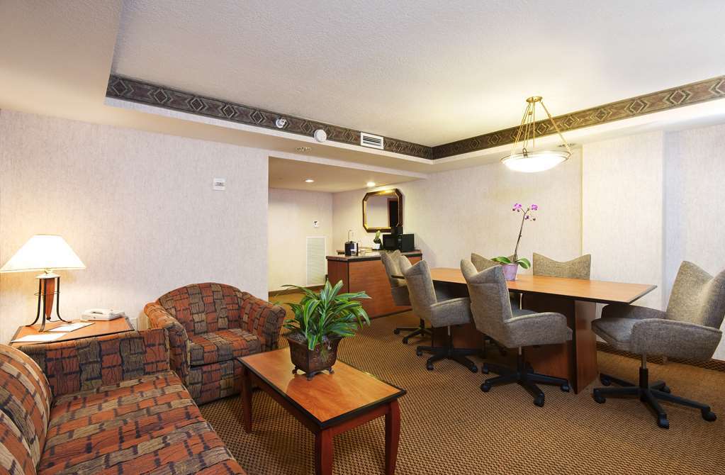 Embassy Suites By Hilton Anaheim South Room photo